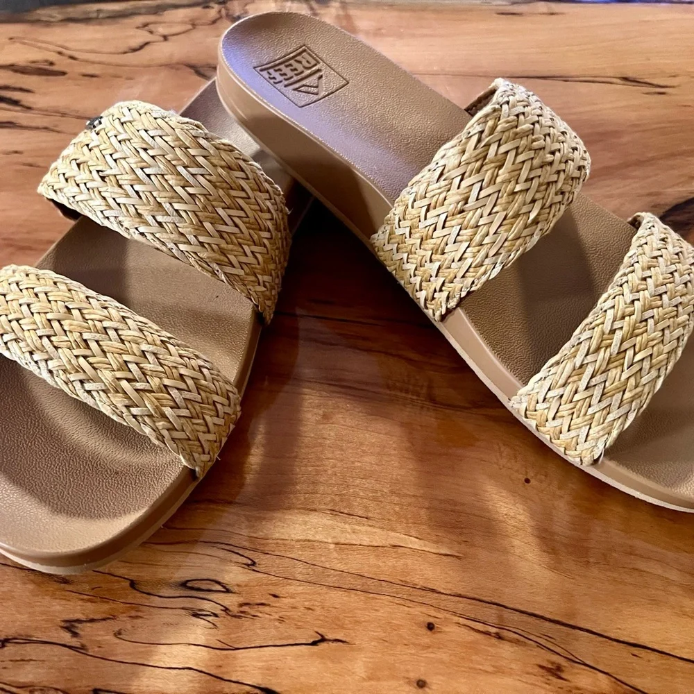Reef Tan Cushion Vista Braid Woven Slide Sandals - Picture 1 of 7